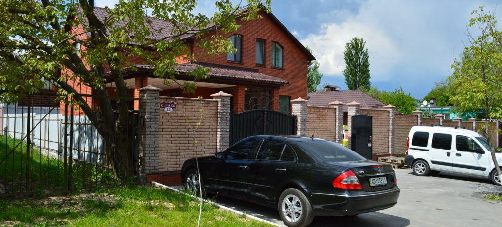 Вінницькі махінації: як на комунальних землях побудували приватні маєтки Вінницькі махінації: як на комунальних землях побудували приватні маєтки