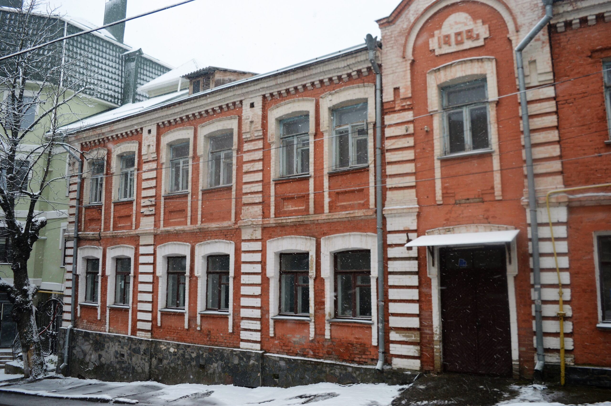 Дореволюційну будівлю у центрі Вінниці приватизує підприємець з Чечелівки за понад 6 мільйонів гривень