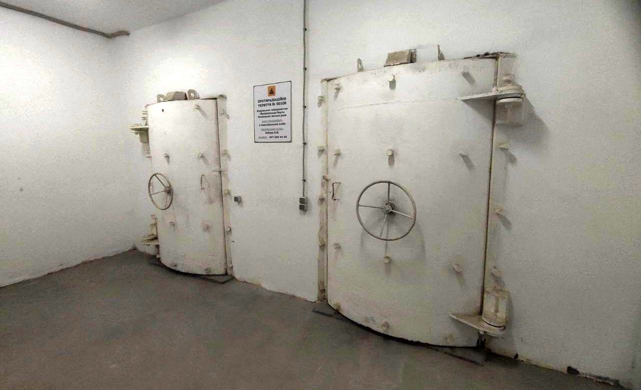 29 мільйонів гривень на ремонт укриття у Вінниці – слідчі перевіряють ймовірне розкрадання бюджетних коштів, а влада за перегляд кошторисів просить кошти