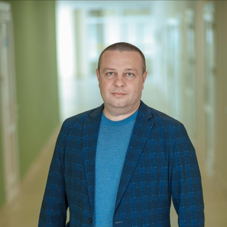 Від лікаря до в.о заступника міського голови: що відомо про Костянтина Ліваковського
