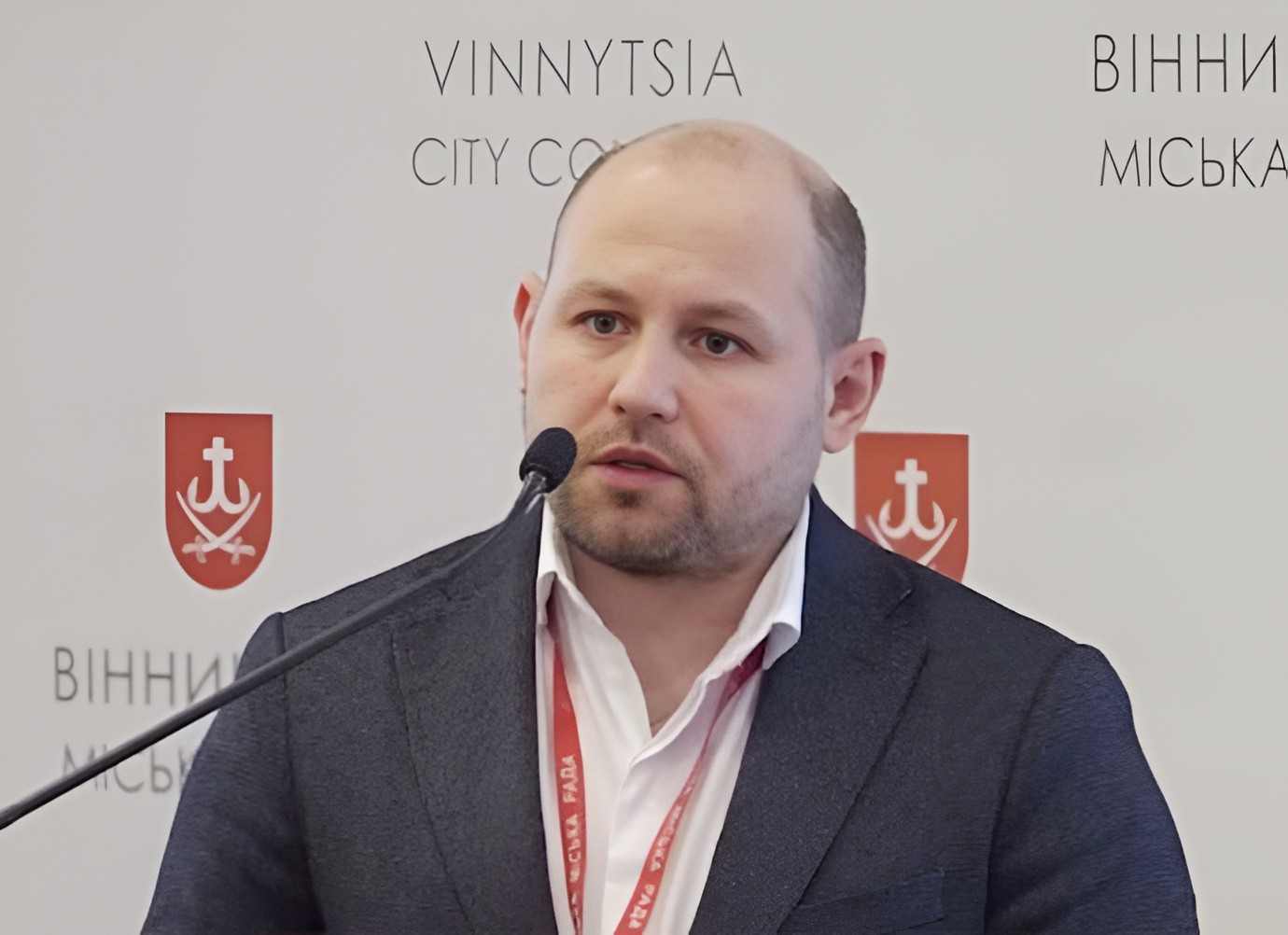 Мільйонні статки та авто брата: що задекларував директор департаменту архітектури Вінниці