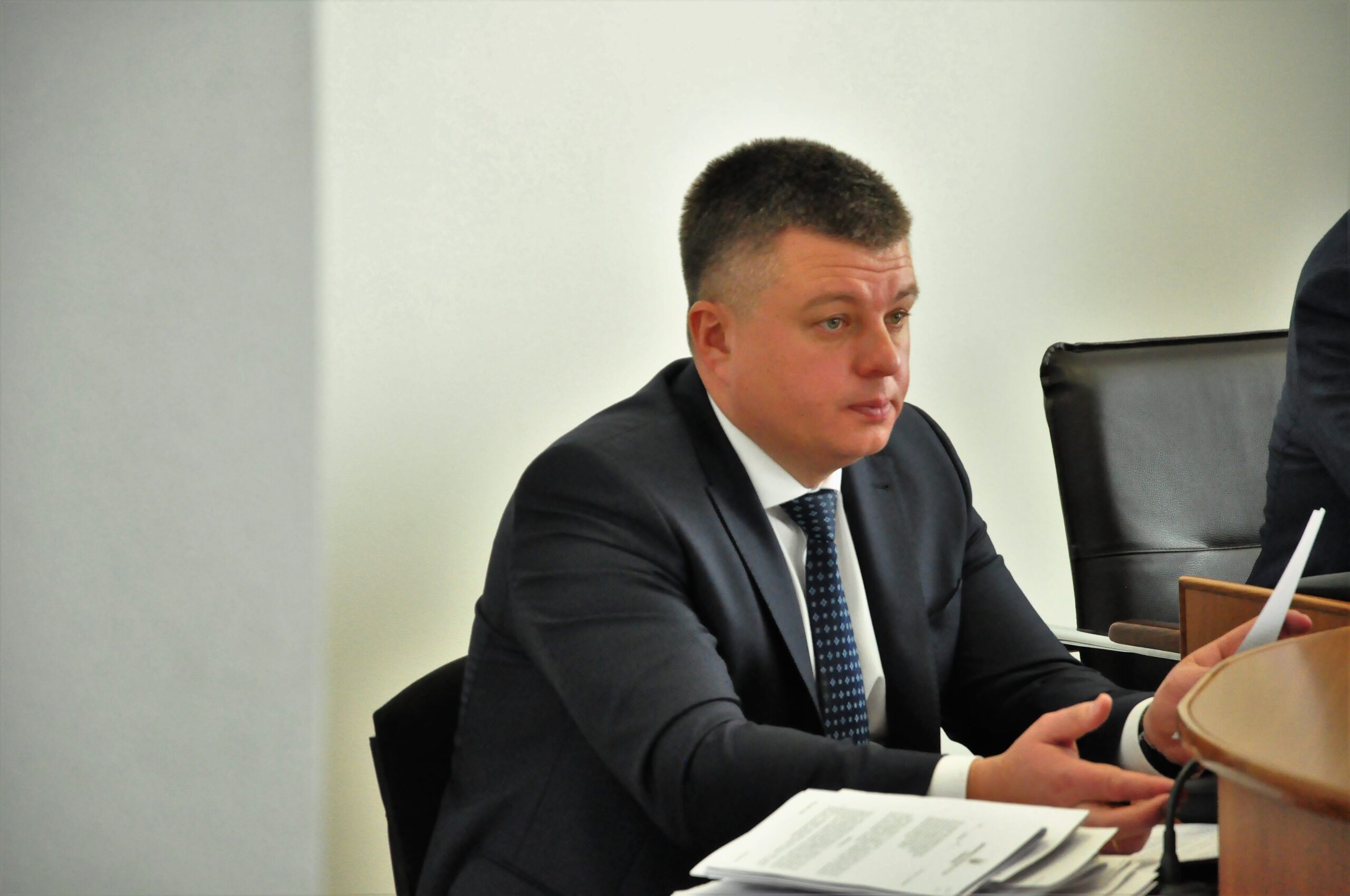 Елітні годинники, мільйони в готівці та будинки під Вінницею: що задекларував секретар міськради Павло Яблонський