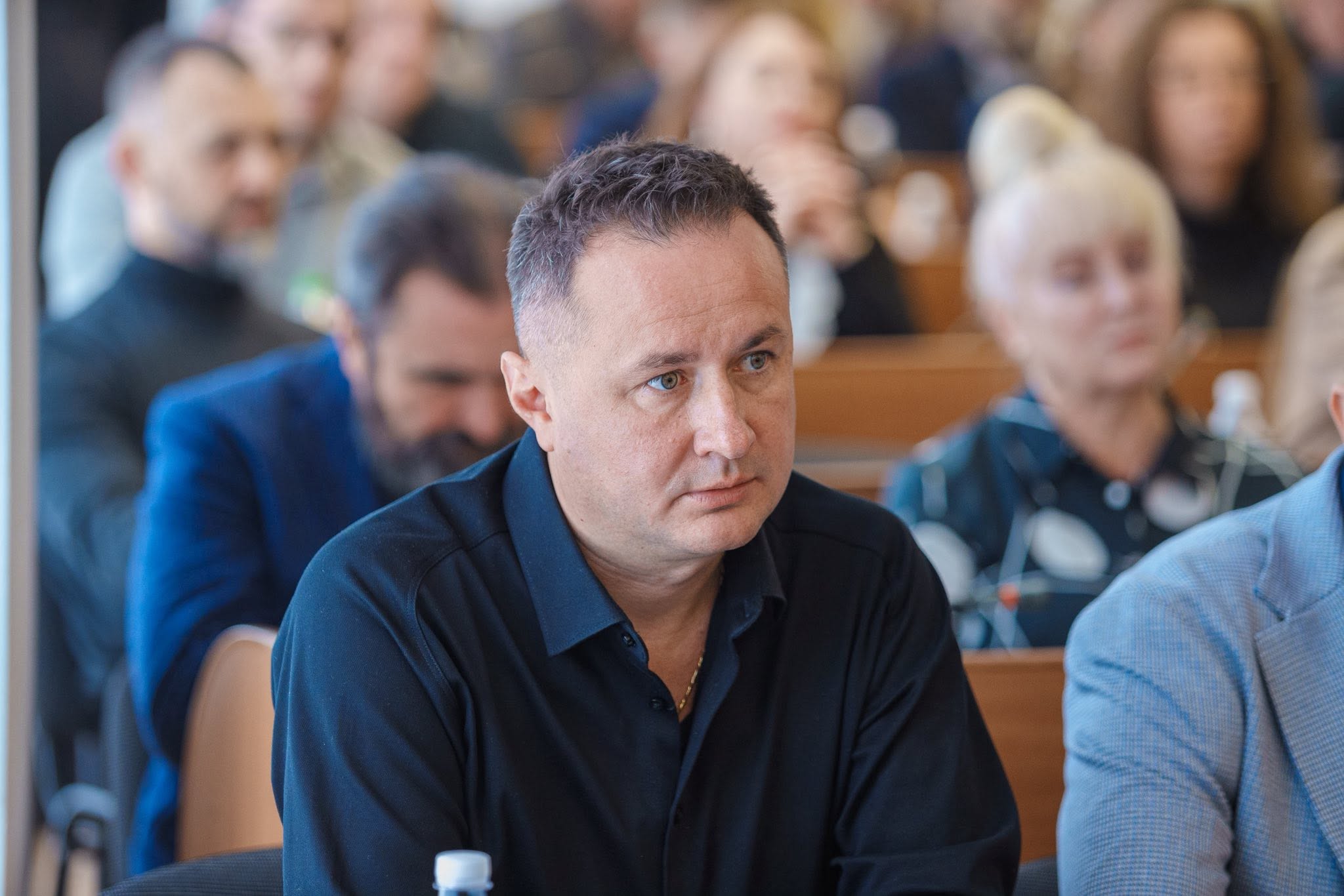 Сотні тисяч доларів готівкою та бізнес-імперія: що задекларував депутат Вінниці Роман Андронійчук