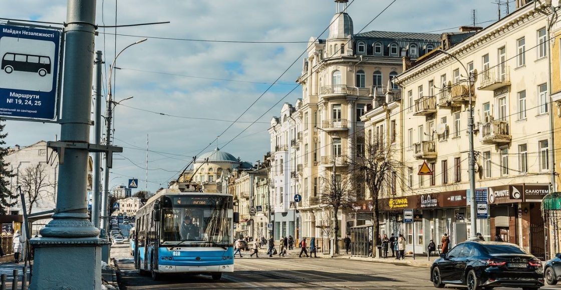 У Вінниці хочуть знизити швидкість авто: які вулиці пропонують зробити безпечнішими