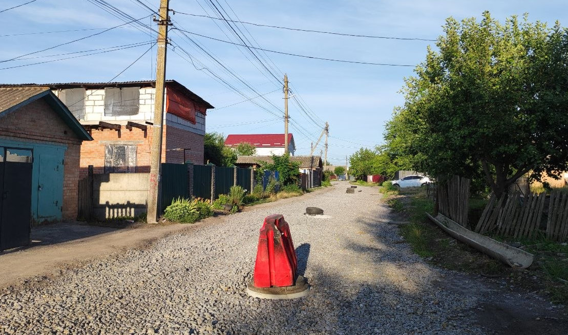 Ті самі роботи – вдвічі дорожче: як у Вінниці перезапустили ремонт вулиці Лугової