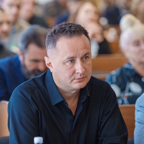 Сотні тисяч доларів готівкою та бізнес-імперія: що задекларував депутат Вінниці Роман Андронійчук