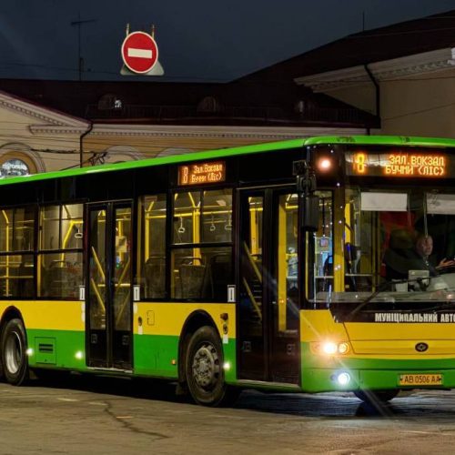 Вінничани просять облаштувати павільйон на кінцевій зупинці «Бучми (ліс)»