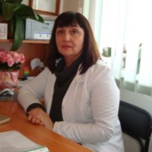 Імунолог Ольга Бондарчук: «До 25 відсотків щеплених не реагують на перше введення протикорової вакцини»