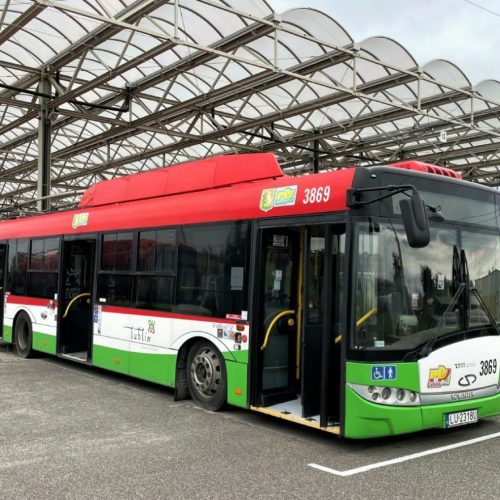 Польські тролейбуси Solaris майже за 2 мільйона гривень перефарбує ФОП з напарником