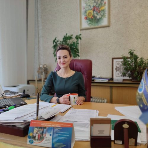 «Ніхто тебе не вчить бути волонтером» – Ганна Давиденко про допомогу, поїздки на схід, та проект про дитячу літературу